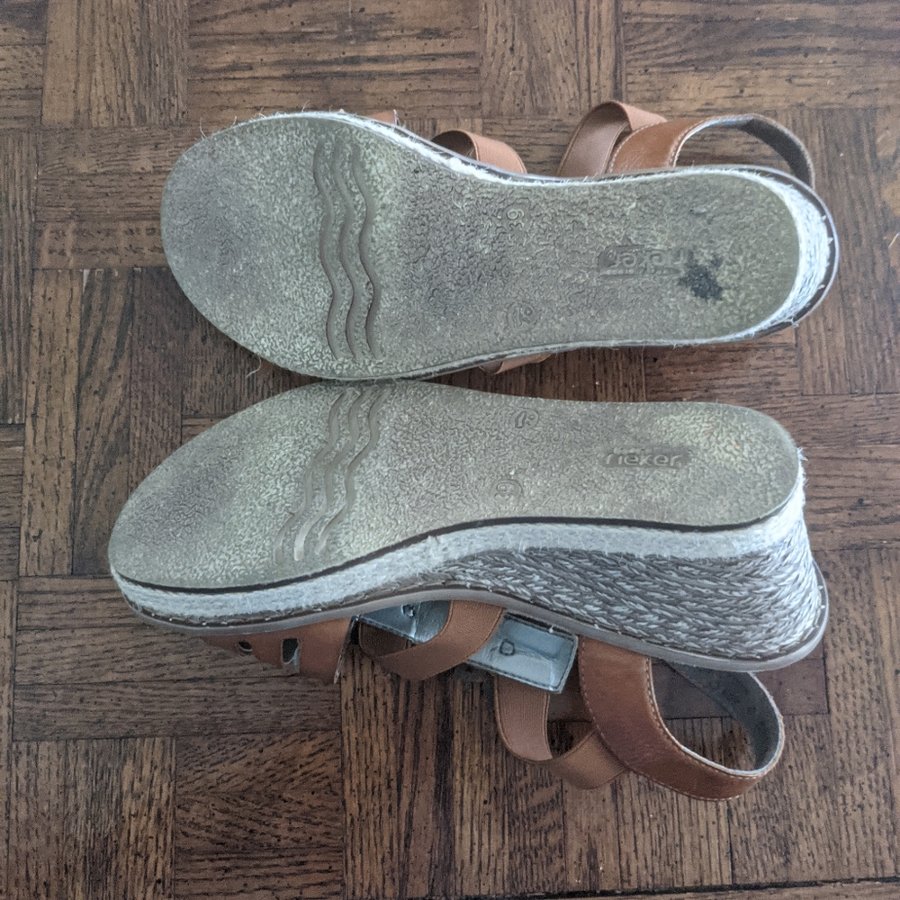 Sandals - Picture 4 of 6